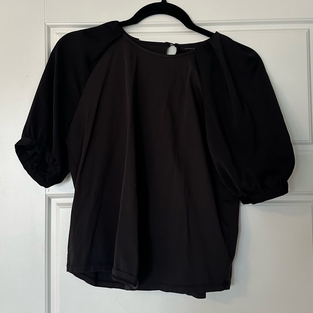 Women's Black Puff Sleeve Top
